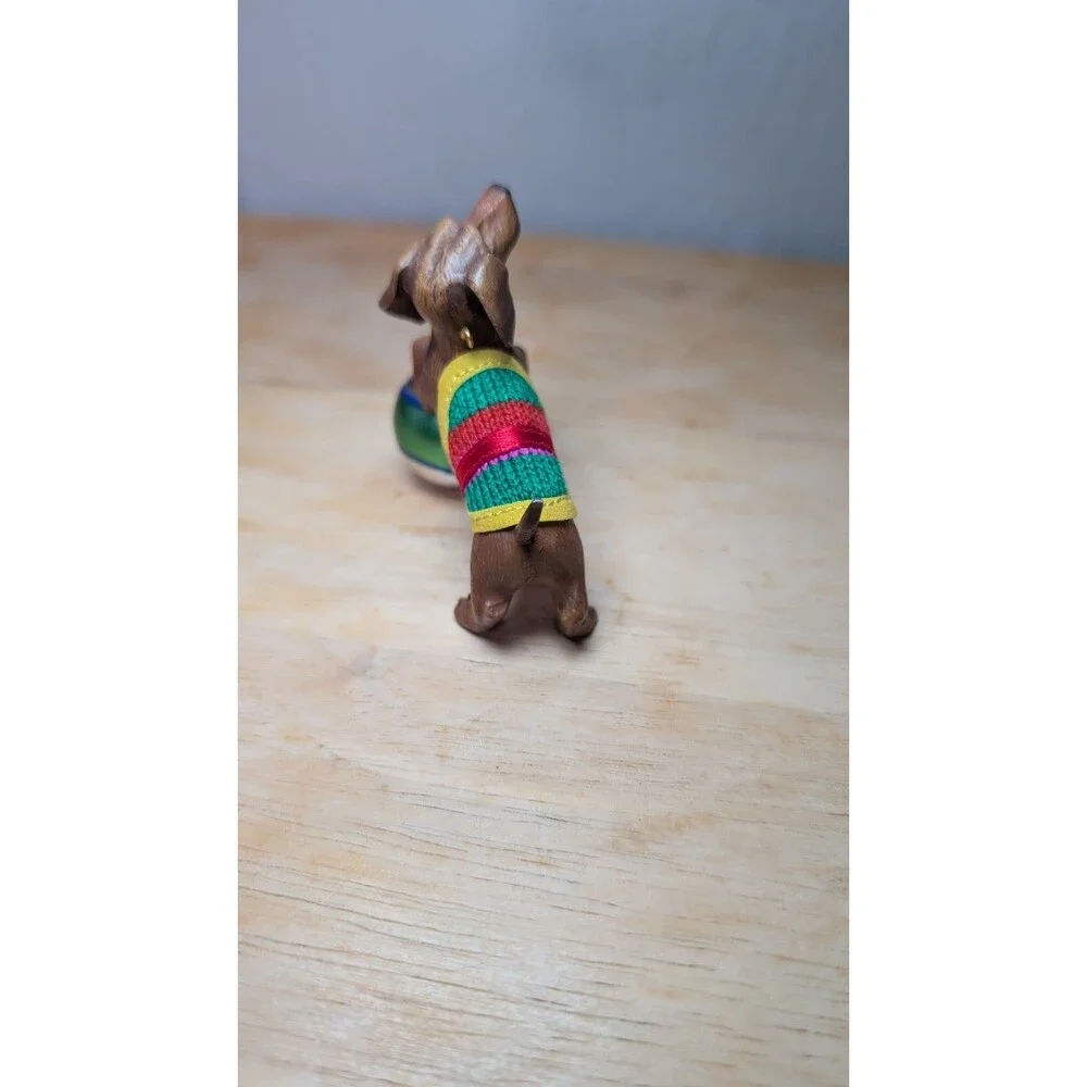 Carlton Cards Happy Holidays Dachshund Dog 2003 Ornament Heirloom Collection
